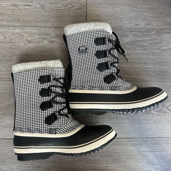 Sorel Houndstooth Joan Of Arctic Boot 8 - Picture 8 of 10